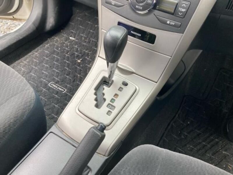COROLLA FIELDER
