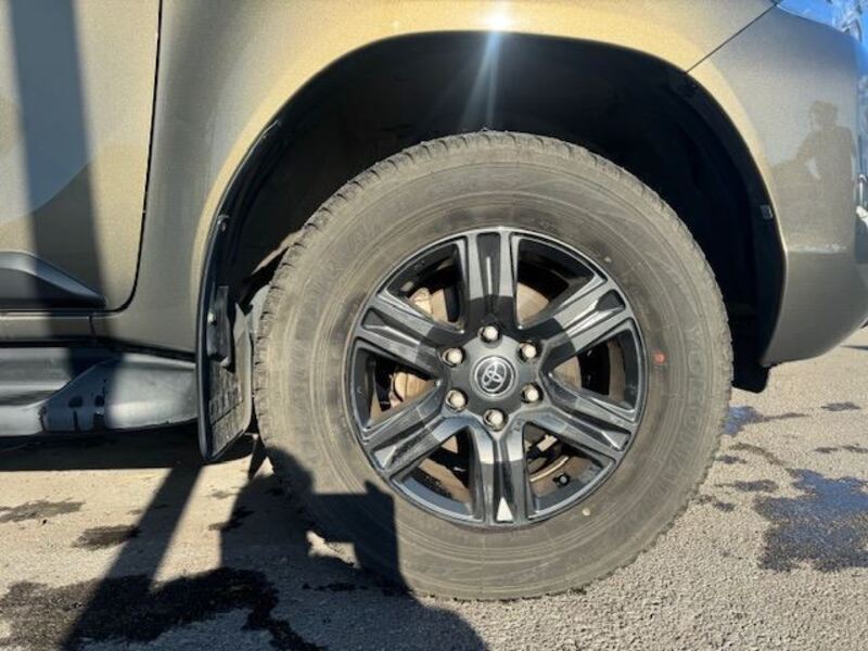 HILUX