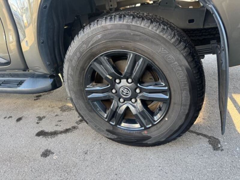HILUX