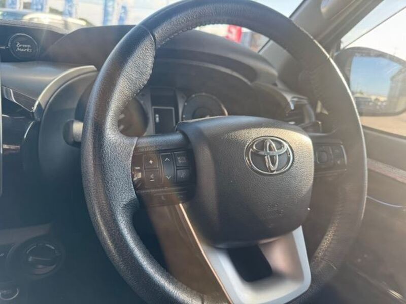 HILUX