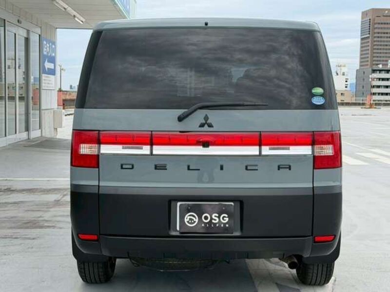 DELICA D5