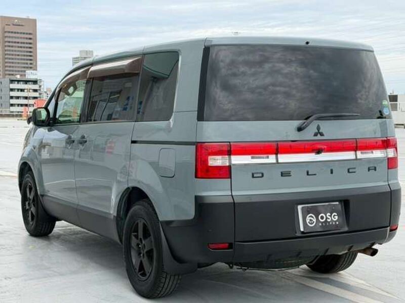 DELICA D5