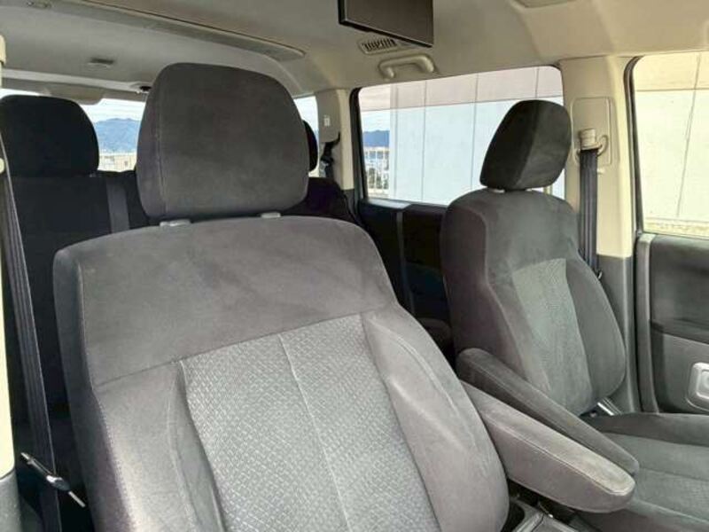 DELICA D5