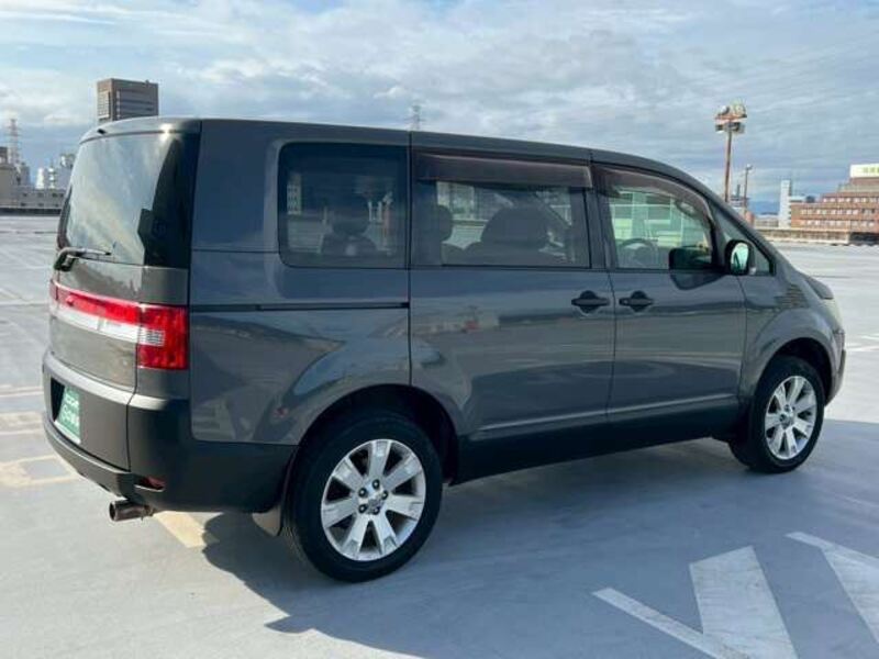 DELICA D5