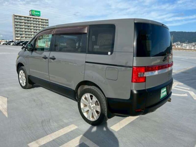 DELICA D5