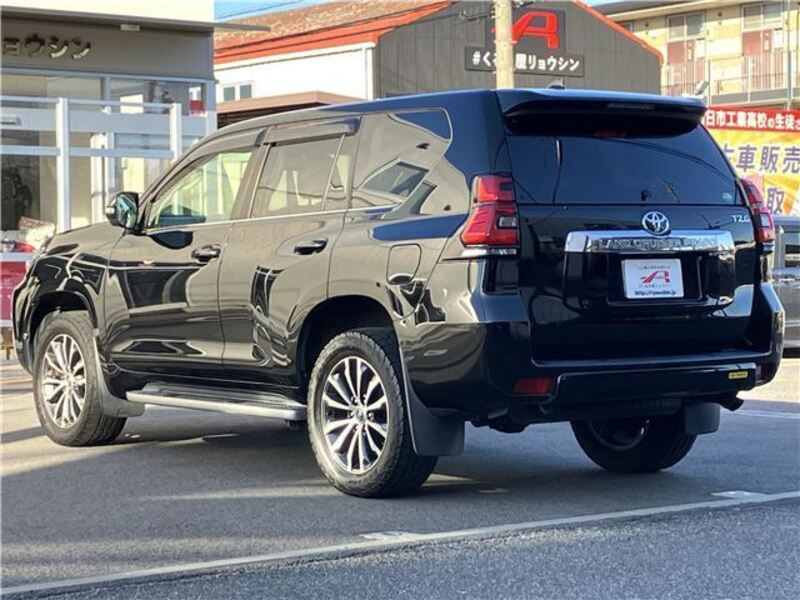LAND CRUISER PRADO