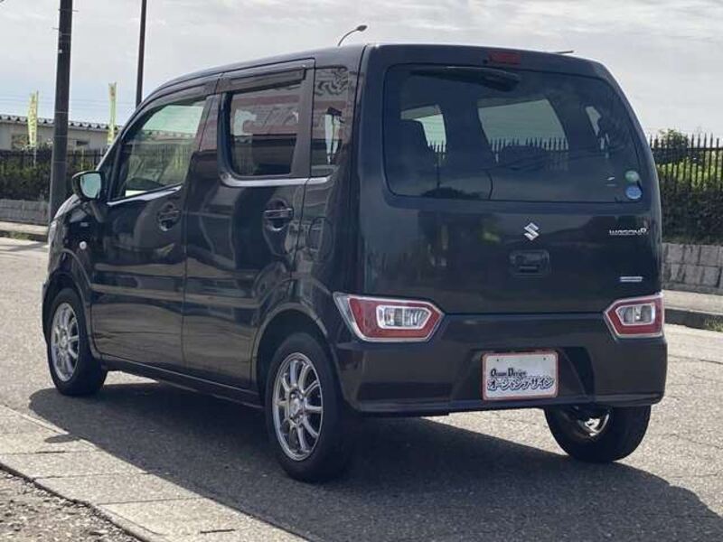 WAGON R
