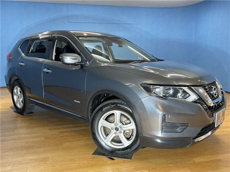 X-TRAIL
