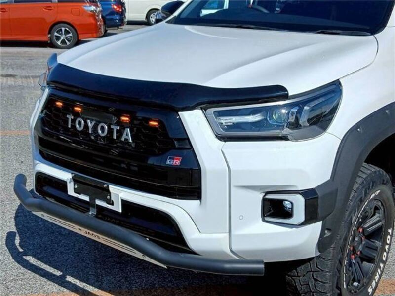 HILUX