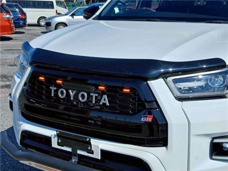 HILUX