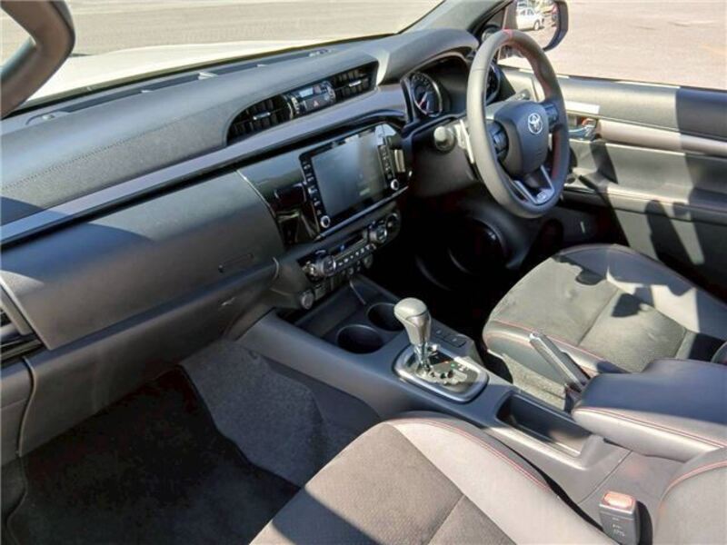 HILUX