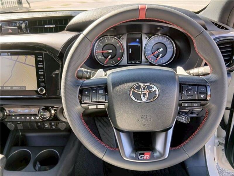HILUX