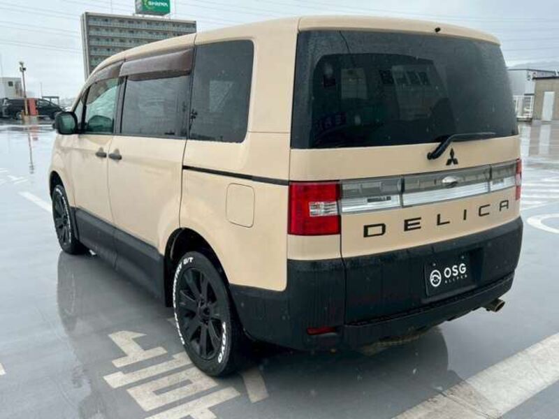 DELICA D5