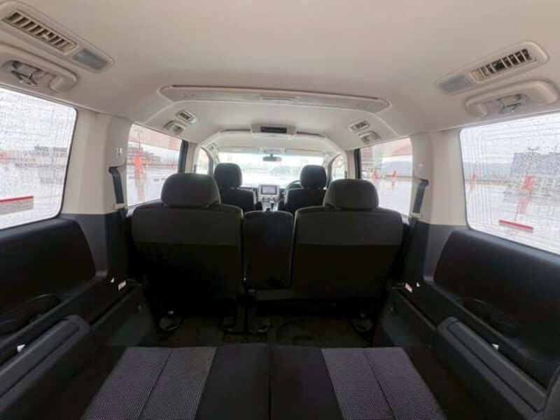 DELICA D5