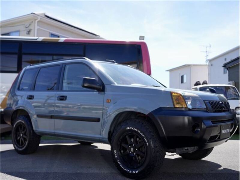X-TRAIL