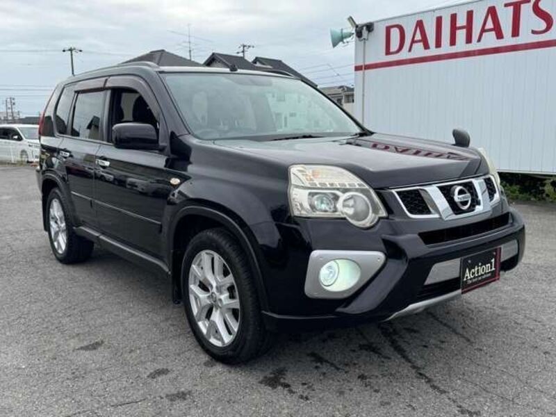 X-TRAIL