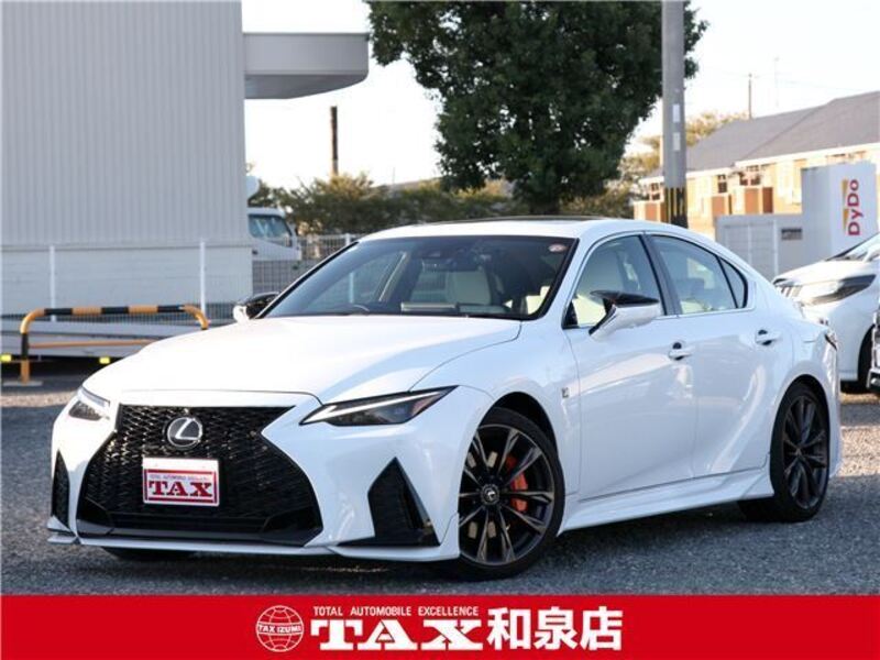 LEXUS IS