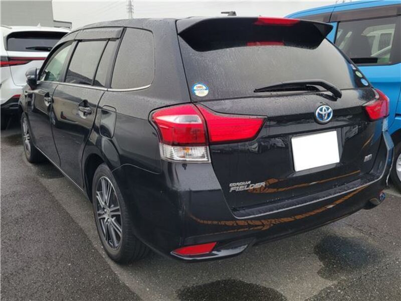 COROLLA FIELDER