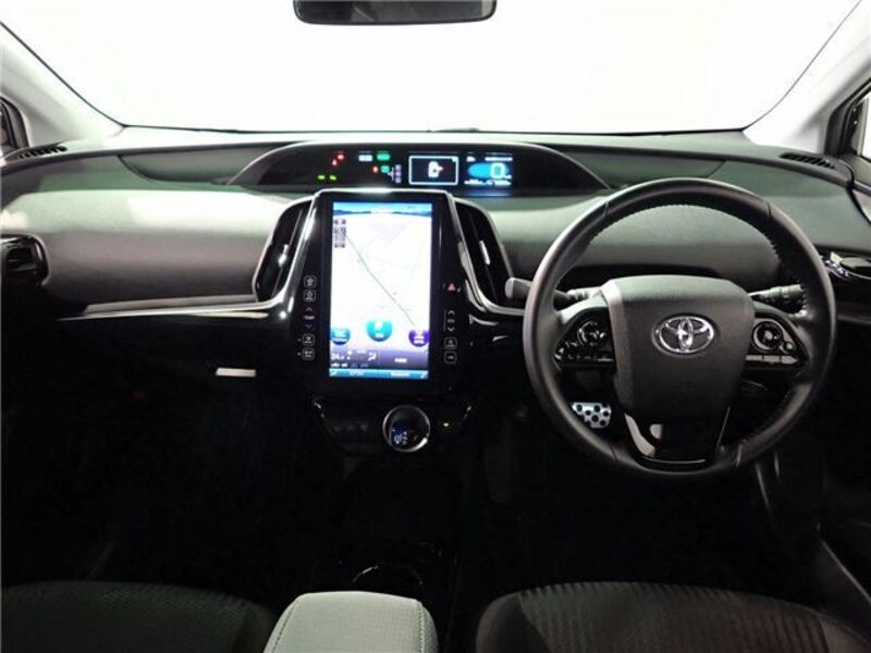 PRIUS PHV