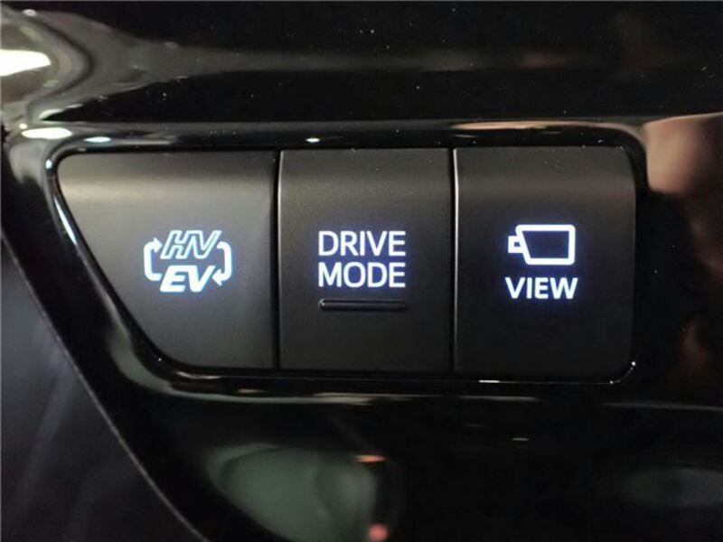 PRIUS PHV