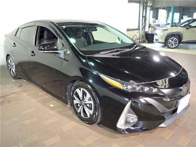 PRIUS PHV