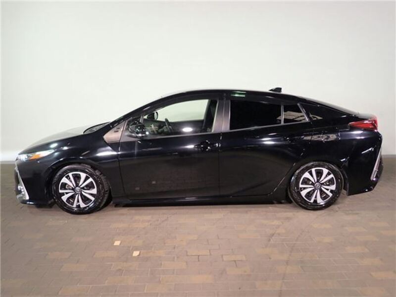 PRIUS PHV
