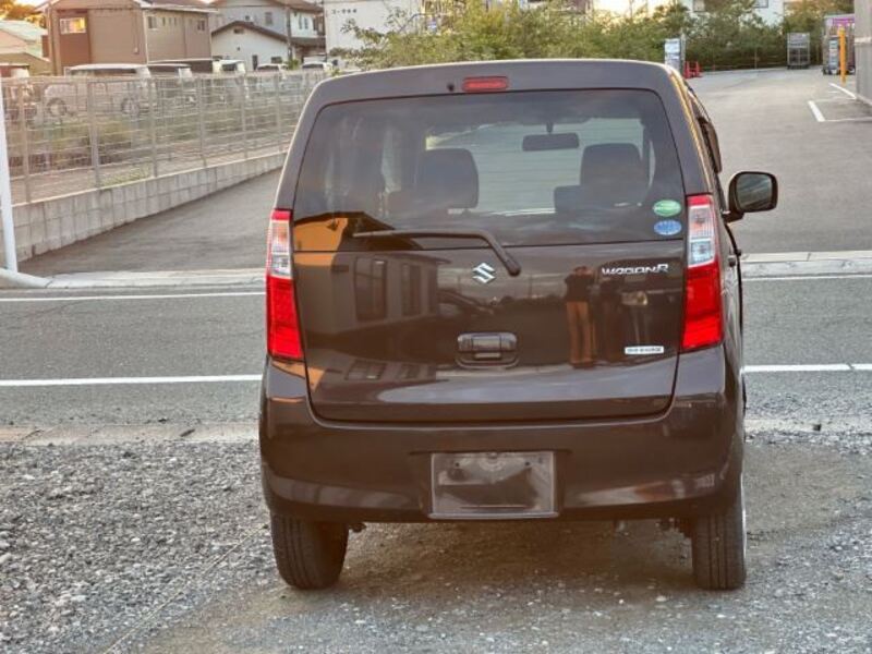WAGON R