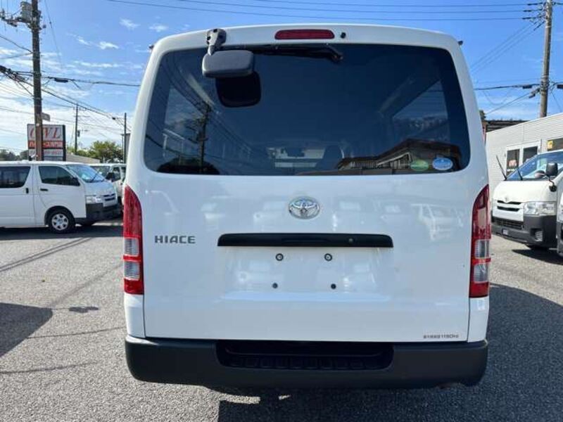 HIACE VAN