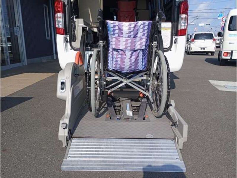 NV350 CARAVAN