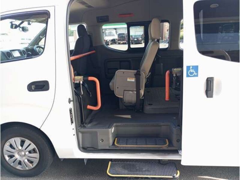 NV350 CARAVAN