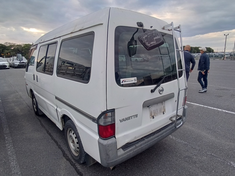 VANETTE VAN