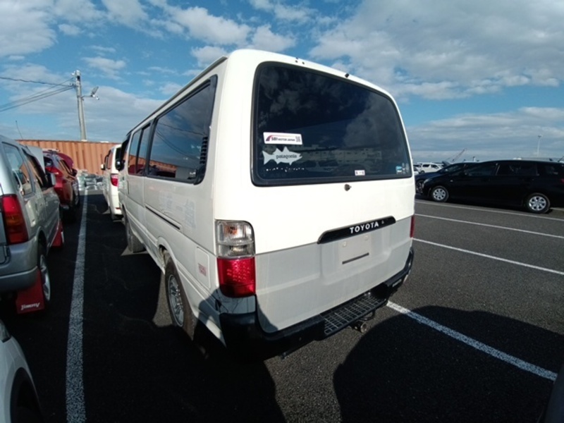 HIACE VAN