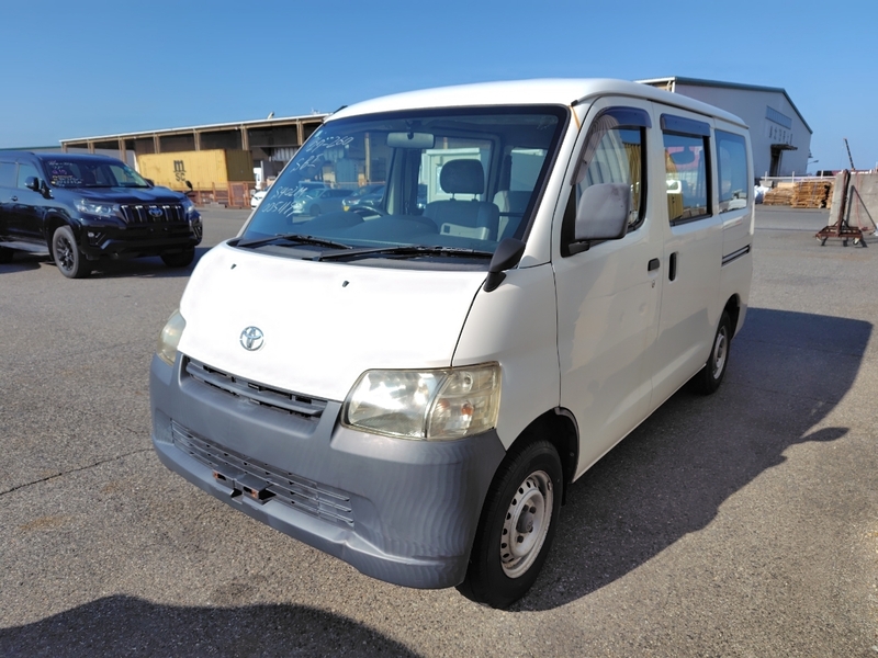 TOWN ACE VAN-0