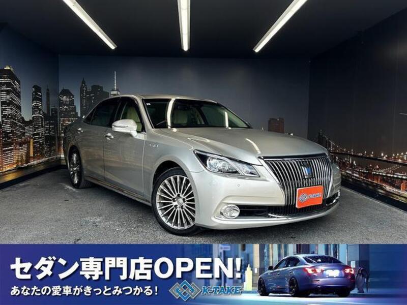 TOYOTA CROWN MAJESTA