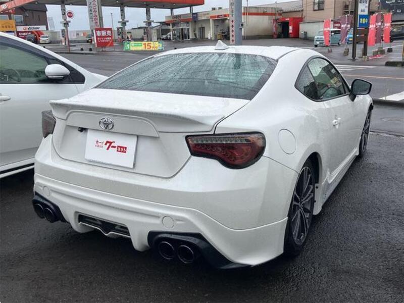 86