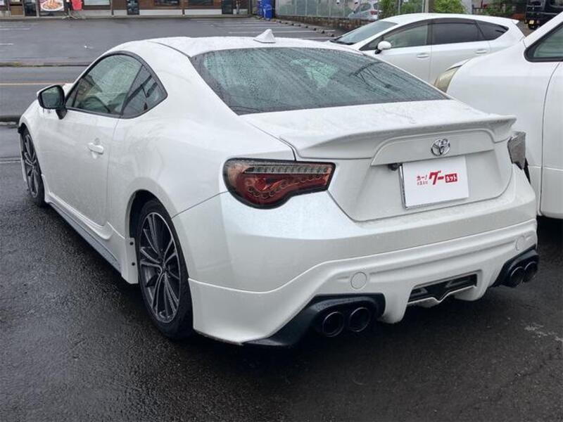 86