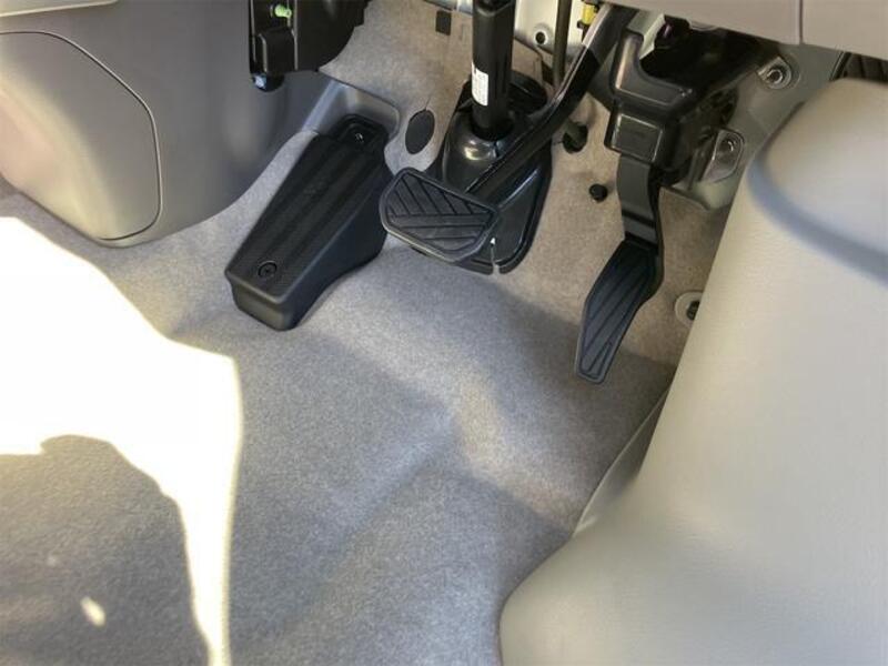 CLIPPER VAN