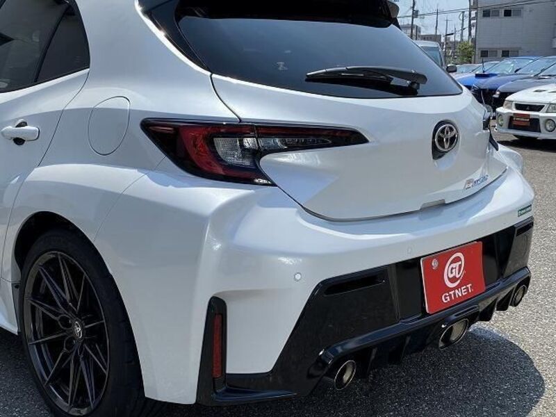 GR COROLLA