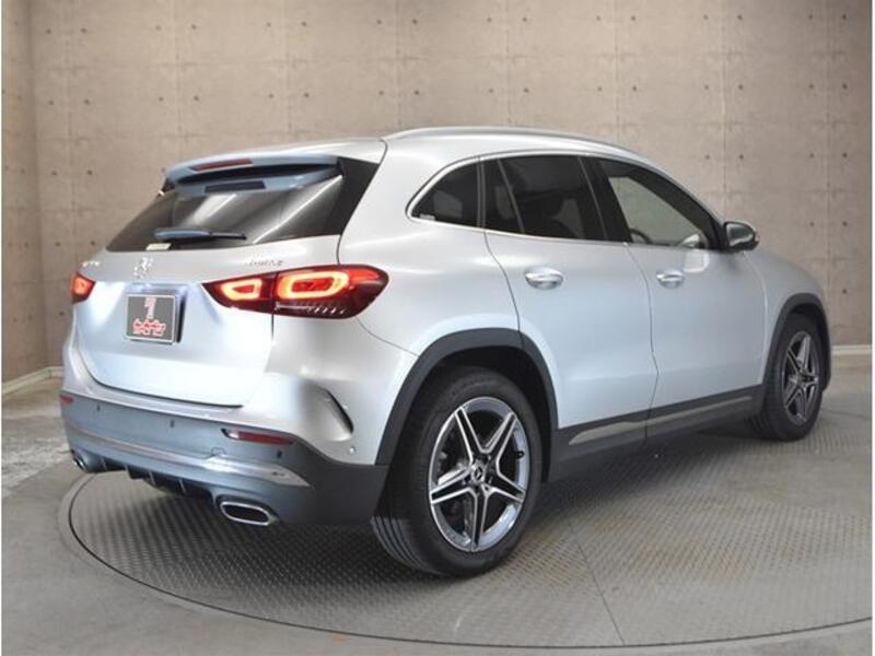 GLA CLASS