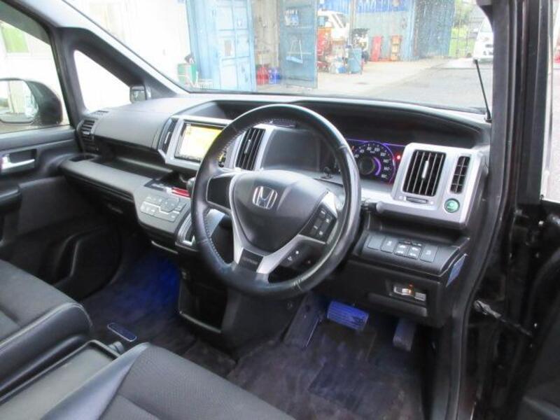 STEPWAGON SPADA