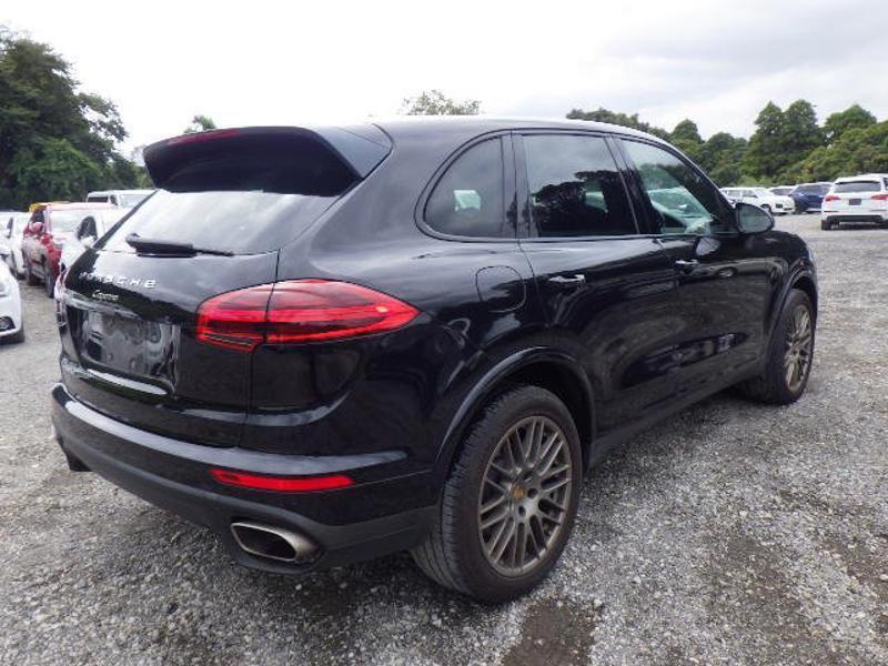 CAYENNE