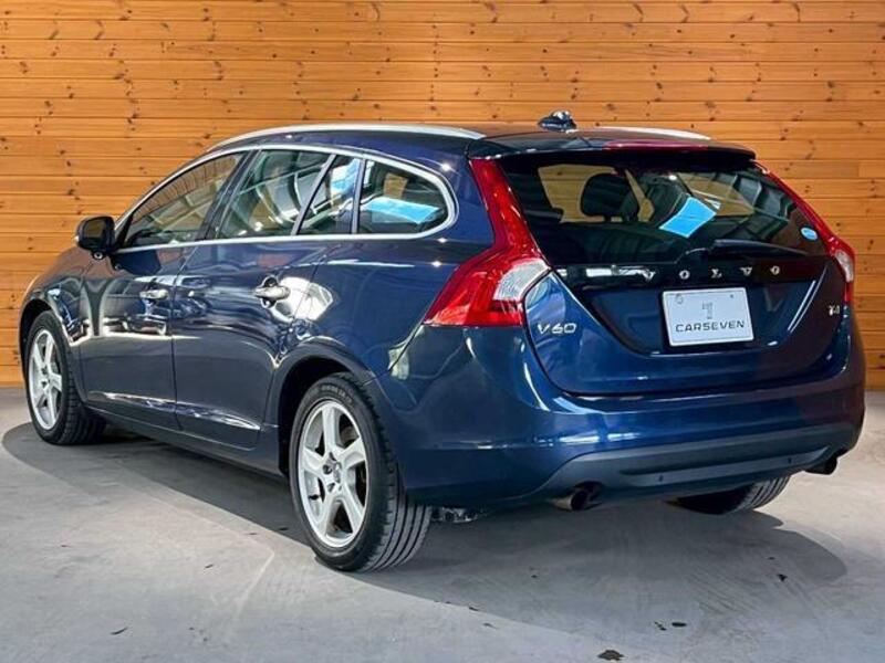 V60
