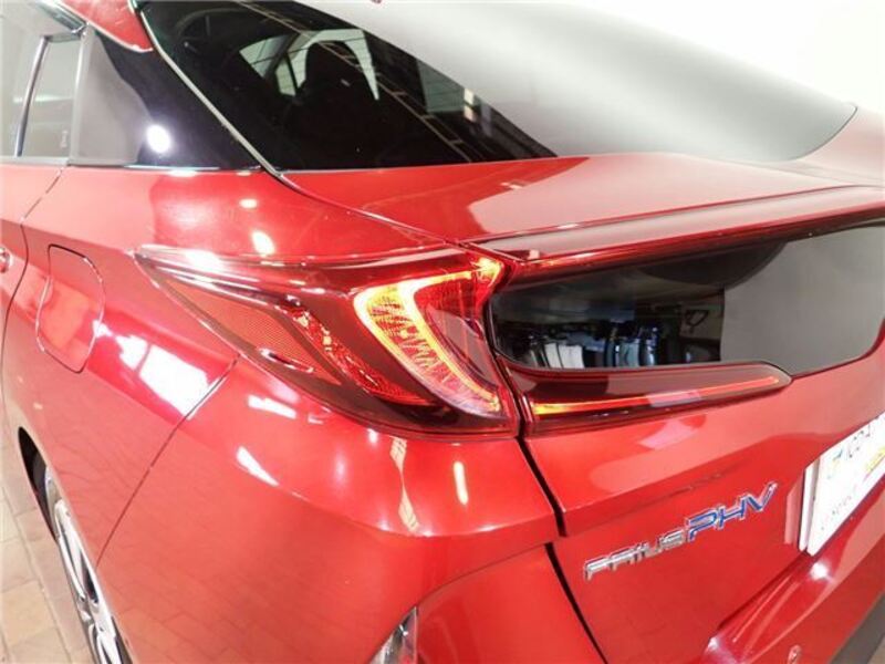 PRIUS PHV
