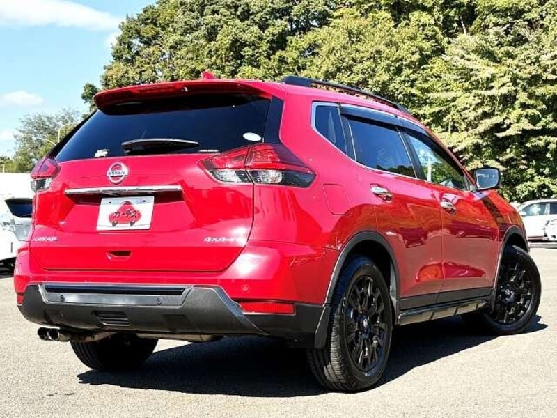 X-TRAIL