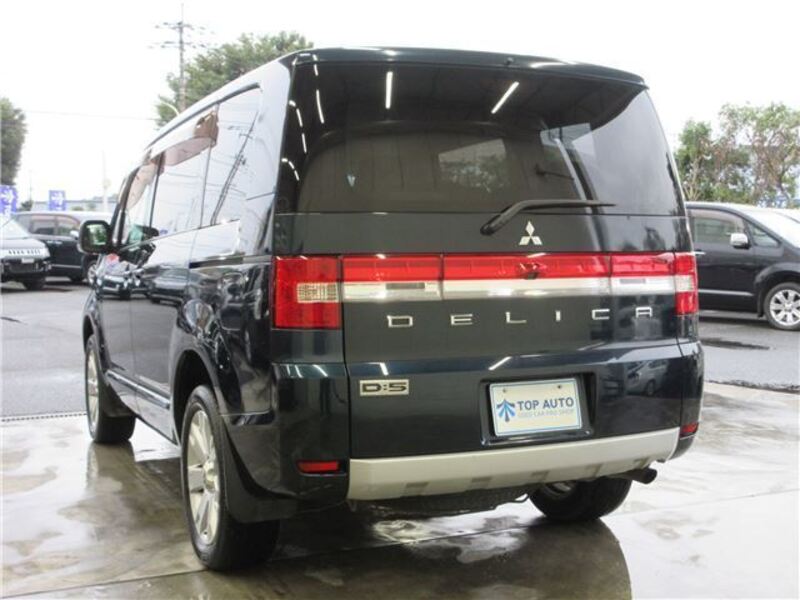 DELICA D5