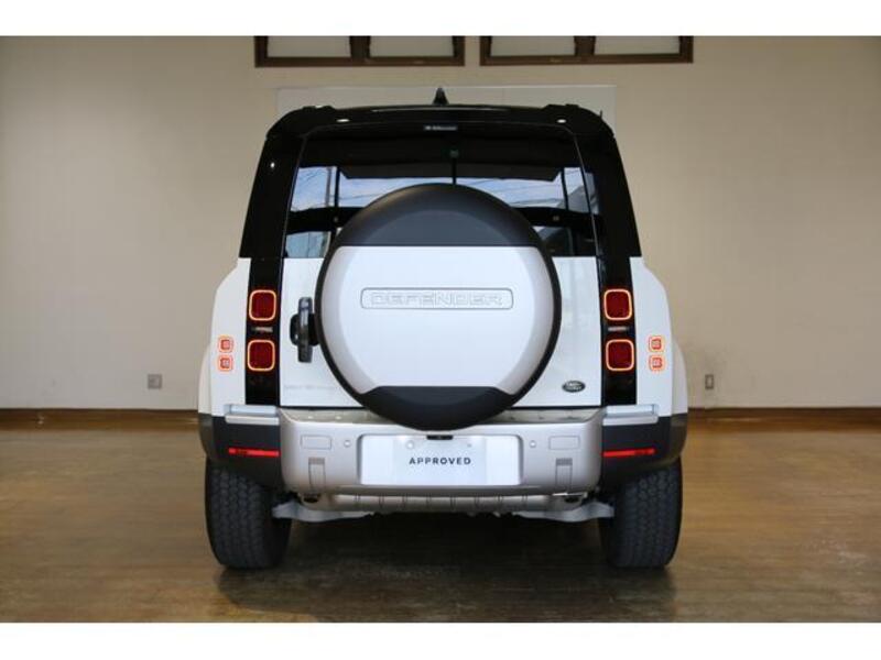 DEFENDER