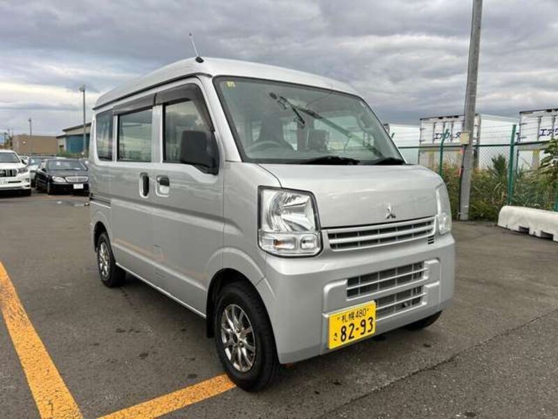 MINICAB VAN