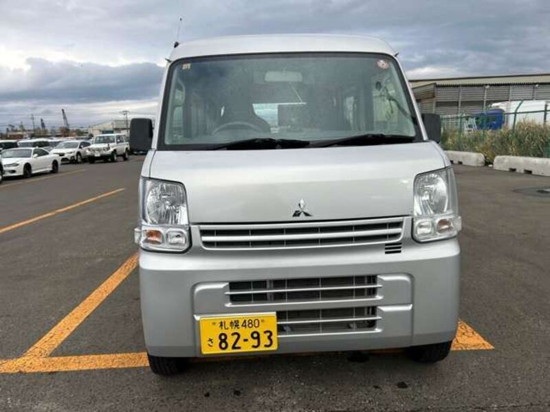 MINICAB VAN