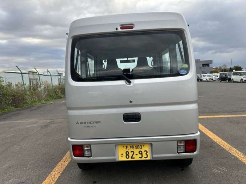 MINICAB VAN