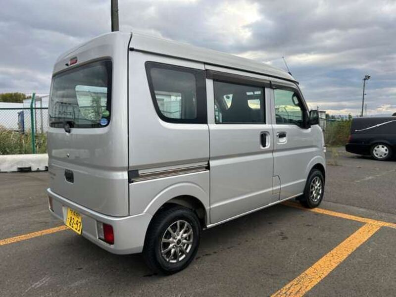 MINICAB VAN
